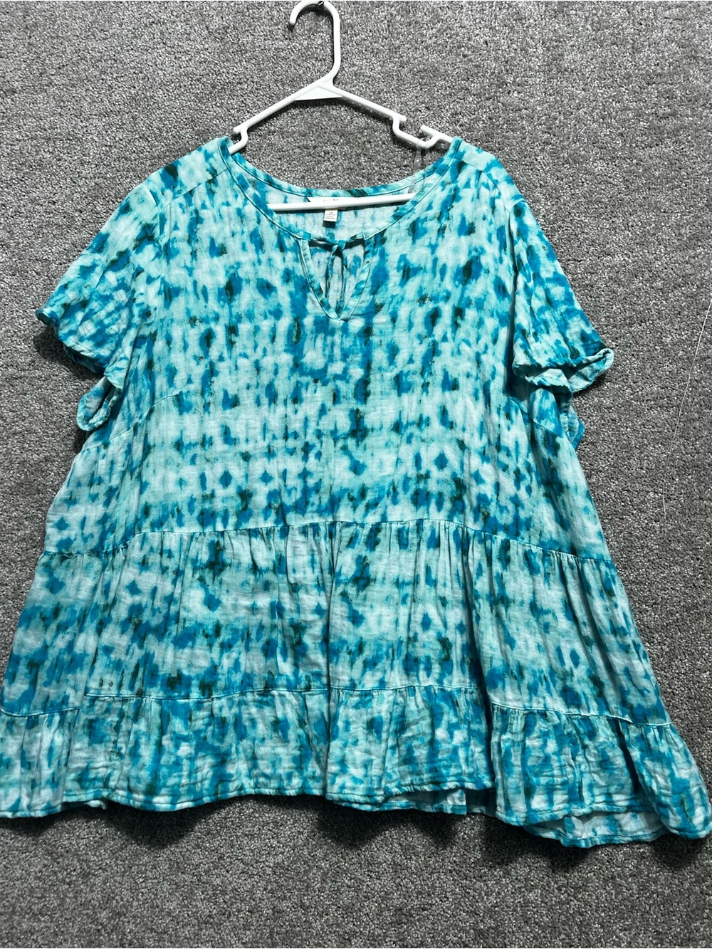 Terra & Sky Woman’s Blue Watercolor Gauze Short Sleeve Tiered Top Size 2X